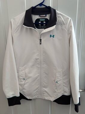 Under Armour White Jacket with Collar and Teal Logo Accent